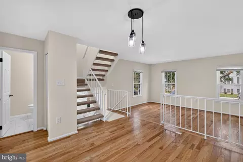 Living - 3167 Beaverwood Ln, Silver Spring, MD 20906 photo 1 of 3