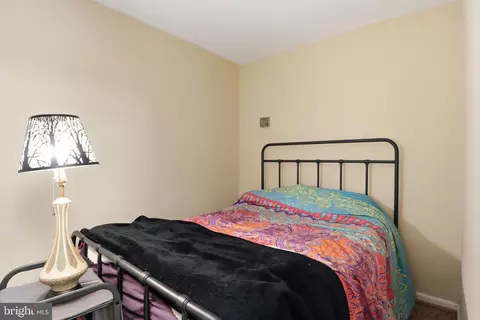 Bedroom - 8910 16th St #8910, Silver Spring, MD 20910 photo 2 of 2
