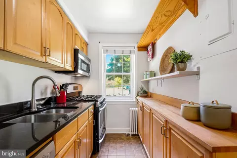 Kitchen - 8331 Grubb #8331-G, Silver Spring, MD 20910 photo 2 of 3