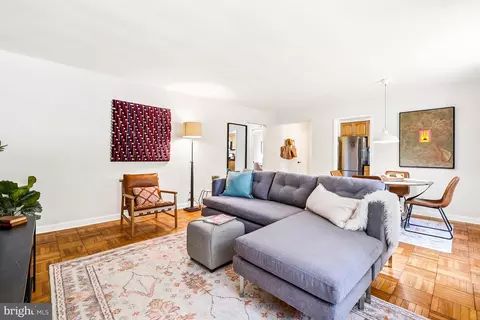 Living - 8331 Grubb #8331-G, Silver Spring, MD 20910 photo 4 of 5