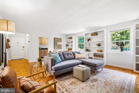 Living - 8331 Grubb #8331-G, Silver Spring, MD 20910 photo 3 of 5