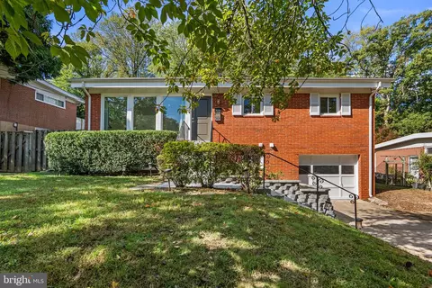 614 Mcintyre Rd, Rockville, MD 20851
