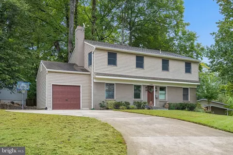 13819 Dowlais Dr, Rockville, MD 20853
