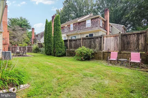 Exterior - 212 Bristol Downs Dr, Gaithersburg, MD 20877 photo 4 of 5