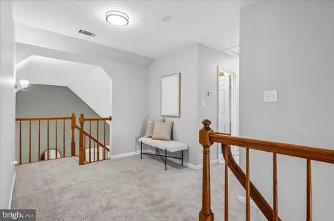 Entry Way - 212 Bristol Downs Dr, Gaithersburg, MD 20877 photo 4 of 5