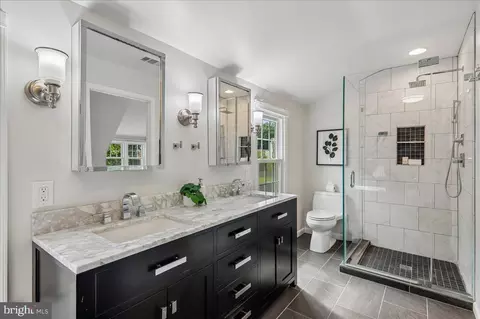 Bath - 212 Bristol Downs Dr, Gaithersburg, MD 20877 photo 5 of 7
