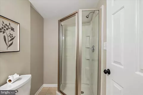 Bath - 212 Bristol Downs Dr, Gaithersburg, MD 20877 photo 7 of 7