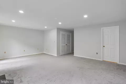 Living - 13148 Kara Ln, Silver Spring, MD 20904 photo 12 of 13