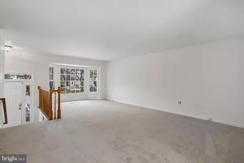 Living - 13148 Kara Ln, Silver Spring, MD 20904 photo 7 of 13