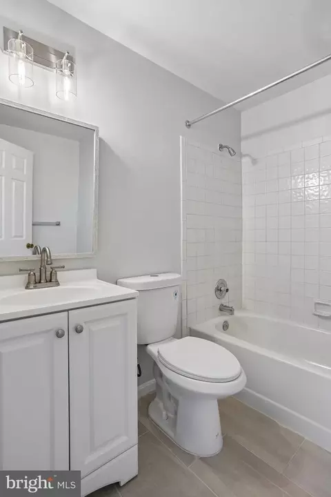 Bath - 13148 Kara Ln, Silver Spring, MD 20904 photo 7 of 7