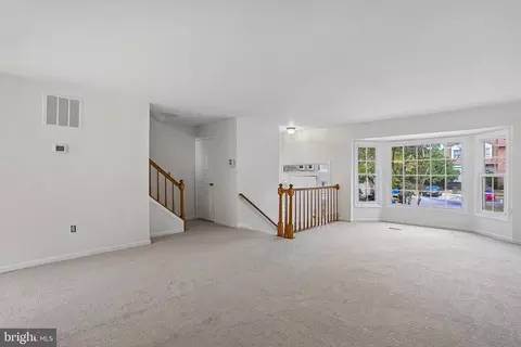 Living - 13148 Kara Ln, Silver Spring, MD 20904 photo 5 of 13