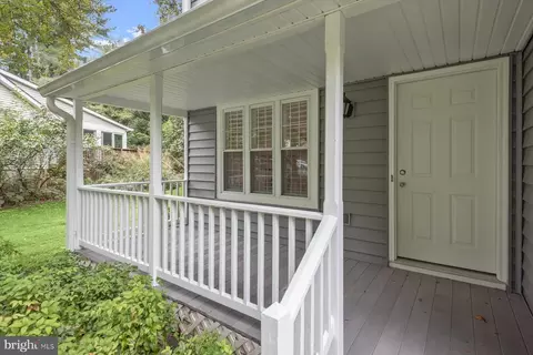 Exterior - 234 Windridge Acres Ct, Silver Spring, MD 20905 photo 7 of 16
