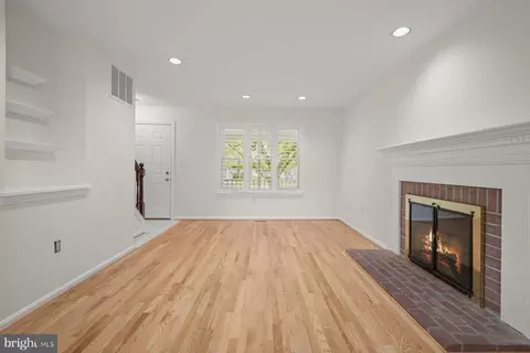 Living - 234 Windridge Acres Ct, Silver Spring, MD 20905 photo 1 of 5