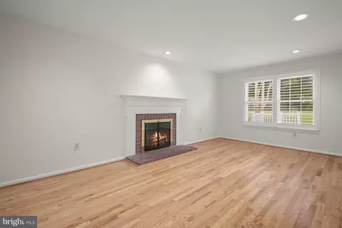 Living - 234 Windridge Acres Ct, Silver Spring, MD 20905 photo 3 of 5