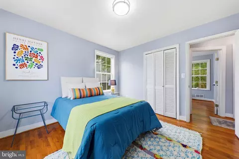 Bedroom - 2812 Lindell St, Silver Spring, MD 20902 photo 2 of 7