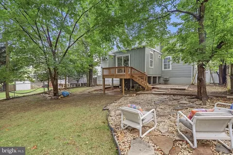 Exterior - 2812 Lindell St, Silver Spring, MD 20902 photo 3 of 5