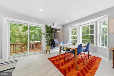 Dining - 2812 Lindell St, Silver Spring, MD 20902 photo 1 of 2