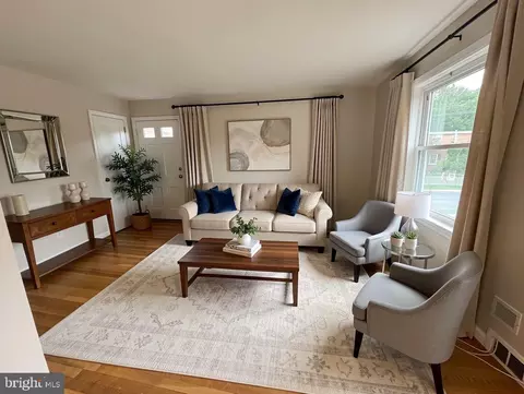 Living - 10121 Greeley Ave, Silver Spring, MD 20902 photo 1 of 3