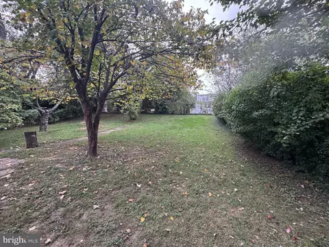 Exterior - 10121 Greeley Ave, Silver Spring, MD 20902 photo 2 of 4