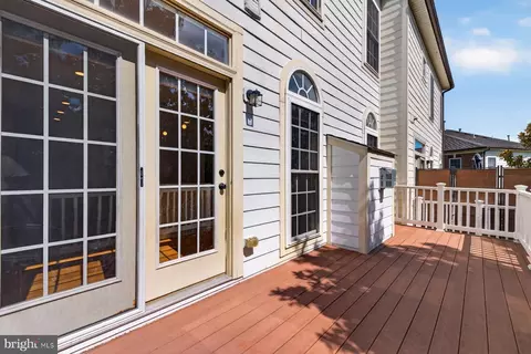 Exterior - 90 Sharpstead Ln, Gaithersburg, MD 20878 photo 2 of 3