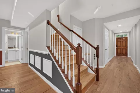 Entry Way - 90 Sharpstead Ln, Gaithersburg, MD 20878 photo 1 of 4