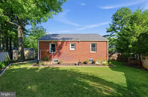 Exterior - 9107 Wire Ave, Silver Spring, MD 20901 photo 4 of 6