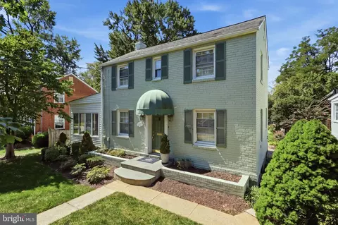 Exterior - 10010 Raynor Rd, Silver Spring, MD 20901 photo 8 of 8