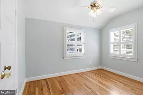 Bedroom - 10010 Raynor Rd, Silver Spring, MD 20901 photo 5 of 6