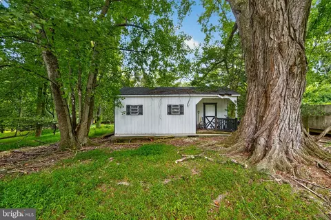 Exterior - 13904 Overton Ln, Silver Spring, MD 20904 photo 13 of 28