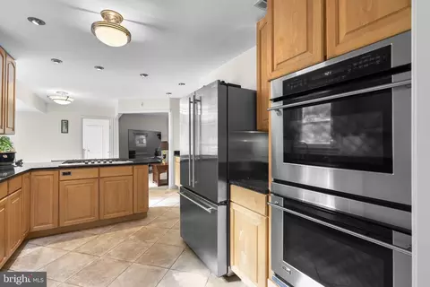 Kitchen - 1338 Excaliber Ln, Sandy Spring, MD 20860 photo 3 of 3