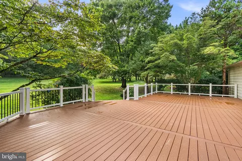 Exterior - 1338 Excaliber Ln, Sandy Spring, MD 20860 photo 6 of 10