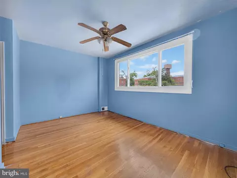 Bedroom - 1003 Osage St, Silver Spring, MD 20903 photo 5 of 14