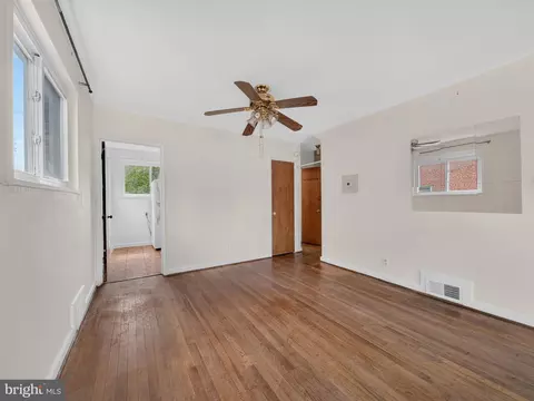 Living - 1003 Osage St, Silver Spring, MD 20903 photo 8 of 8