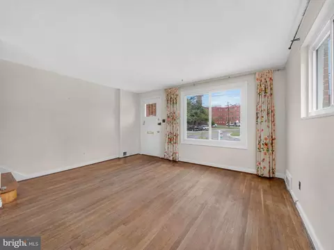 Living - 1003 Osage St, Silver Spring, MD 20903 photo 1 of 8