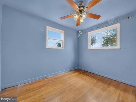 Bedroom - 1003 Osage St, Silver Spring, MD 20903 photo 10 of 14