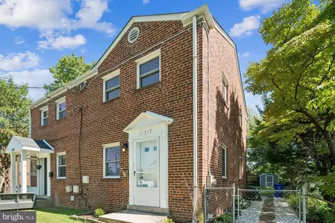 Exterior - 11917 Centerhill St, Silver Spring, MD 20902 photo 2 of 16
