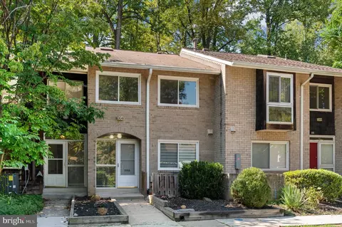 304 New Mark Esplanade Esplanade, Rockville, MD 20850
