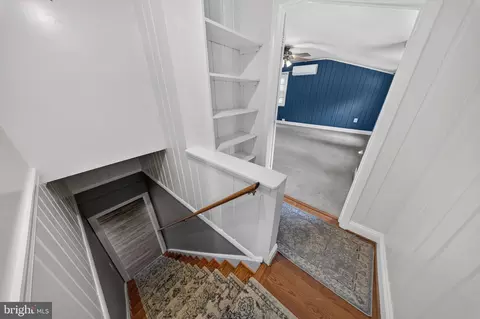 Entry Way - 2712 Newton St, Silver Spring, MD 20902 photo 5 of 11