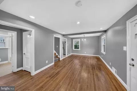 Living - 2712 Newton St, Silver Spring, MD 20902 photo 2 of 5