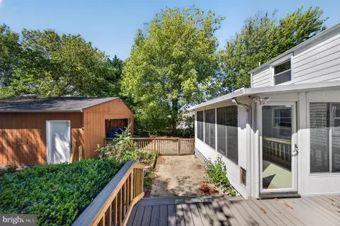 Exterior - 2712 Newton St, Silver Spring, MD 20902 photo 6 of 12