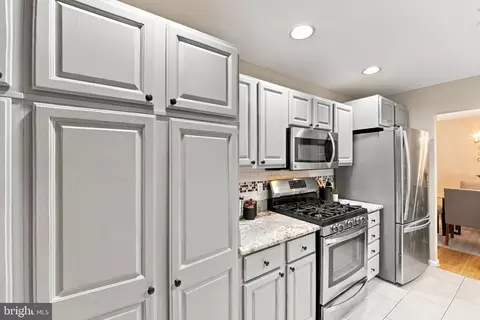Kitchen - 12504 Davan Dr, Silver Spring, MD 20904 photo 2 of 4