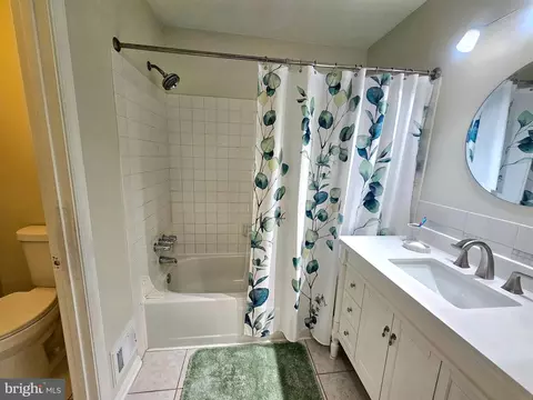 Bath - 19 Casino Ct, Silver Spring, MD 20906 photo 1 of 4