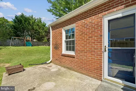 Exterior - 1623 Belvedere Blvd, Silver Spring, MD 20902 photo 2 of 7