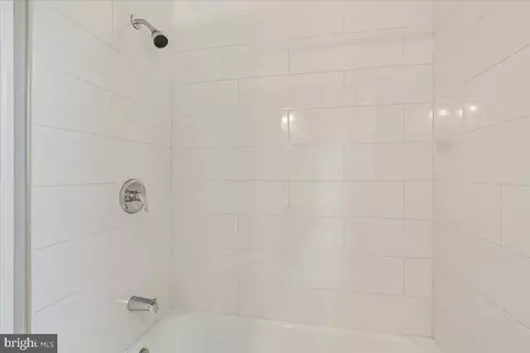 Bath - 1623 Belvedere Blvd, Silver Spring, MD 20902 photo 3 of 3