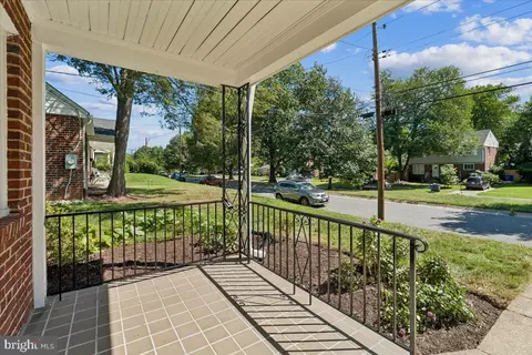 Exterior - 1623 Belvedere Blvd, Silver Spring, MD 20902 photo 6 of 7