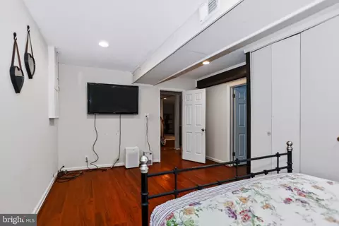Bedroom - 1906 Forest Dale Dr, Silver Spring, MD 20903 photo 4 of 6