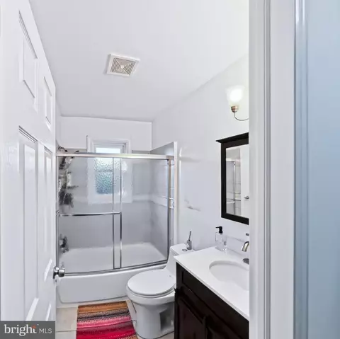 Bath - 1906 Forest Dale Dr, Silver Spring, MD 20903 photo 1 of 4