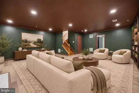 Living - 15137 Deer Valley Ter, Silver Spring, MD 20906 photo 8 of 8