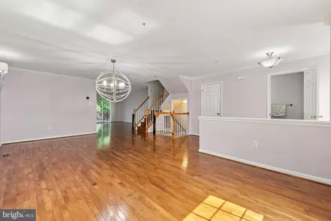 Living - 15137 Deer Valley Ter, Silver Spring, MD 20906 photo 2 of 8