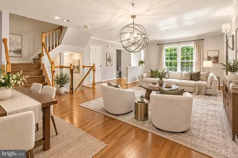 Living - 15137 Deer Valley Ter, Silver Spring, MD 20906 photo 4 of 8